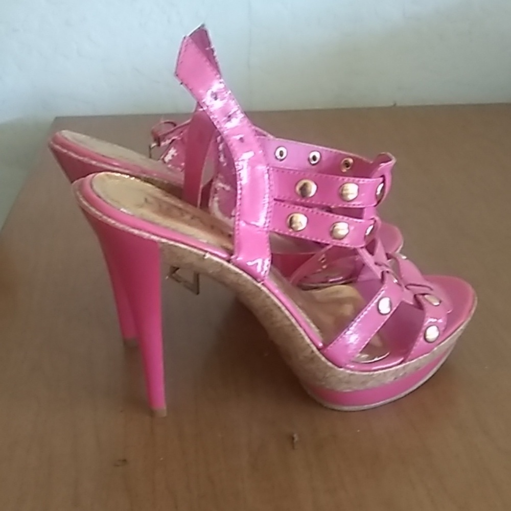Heels - Picture 2 of 2